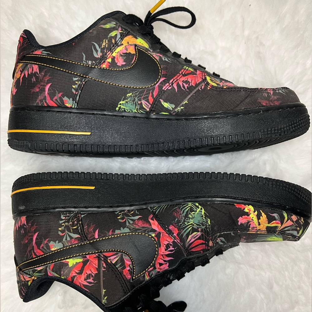 NIKE 🌴 AIR FORCE 1 ‘07 LV8’ FLORAL PACK - Picture 5 of 5